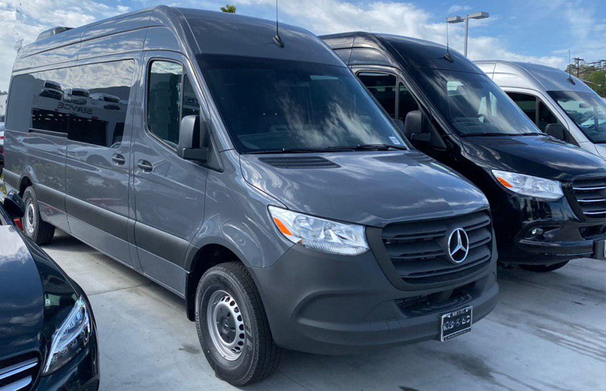 luxury van rentals